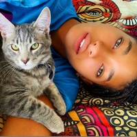 Willow pun menyambung bahwa saat ini di antara pertemanannya, hanya dia yang menganut sistem hubungan poliamori. Dengan poliamori, Willo mengaku diperkenalkan dengan pandangan nonseksual. Willow pun mengaku tidak tertarik dengan pernikahan monogami. Foto: dok. Instagram