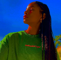 Jadi aku bisa menyusun cara pandang tentang hubungan. Juga, melakukan penelitian tentang poliamori, alasan ada hubungan monogami, kenapa alda pernikahan, mengapa perceraian terjadi karena perselingkuhan, ungkap Willow lagi.  Foto: dok. Instagram