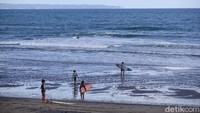 Pasalnya, ombak dan situasi dari kondisi pantai di daerah Canggu ini cukup ideal untuk peselancar pemula.  