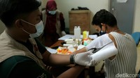 Setelah melewati rangkaian tahapan, tato pun berhasil dihapus. Kemudian bekas tato dibalut dengan perban.