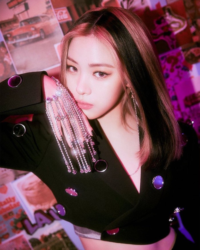 Cantiknya Ryujin ‘ITZY’ Saat Pemotretan Bareng Es Krim hingga Marshmallow