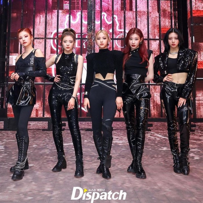 Cantiknya Ryujin ‘ITZY’ Saat Pemotretan Bareng Es Krim hingga Marshmallow Cantiknya Ryujin ‘ITZY’ Saat Pemotretan Bareng Es Krim hingga Marshmallow