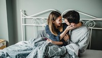 Bukan Cuma Bikin Happy Seharian, Ini 5 Manfaat Morning Sex yang Jarang Diketahui