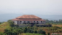 Dengan segala perencanaannya, Bukit Algoritma itu memang akan jadi sesuatu yang wah. Sebagaimana disampaikan Budiman Sudjatmiko, Ketua Pelaksana Kiniku Bintang Raya KSO, ini tidak hanya akan jadi pusat teknologi inovasi, tapi juga pengembangan biotech.