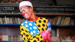 Lebih Dekat dengan Guru Ngaji Berkostum Badut Dari Tangerang