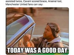 Meme Keperkasaan Manchester United Bantai Roma 6-2