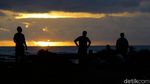 Menikmati Sunset di Pantai Batu Bolong Bali
