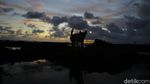 Menikmati Sunset di Pantai Batu Bolong Bali