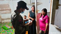 Satpol PP akan meneruskan proses tindak pidana ringan, terutama pada PSK dan pemilik warung penyedia miras. Sementara, untuk 7 orang pemandu lagu pihaknya akan menyerahkan mereka ke Dinas Sosial Lamongan. 
