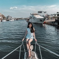 Lebih lanjut, Novita Condro mengaku selama ini berpikir bahwa dirinya adalah wanita yang tidak berharga dan tidak bisa hidup tanpa Kapten Vincent. Namun kini, ia percaya dapat hidup mandiri dengan dua kakinya sendiri. Foto: dok. Instagram novitacondro