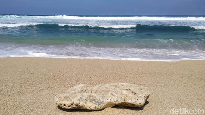 Foto: 5 Pantai Blitar yang Cocok buat Anak Senja