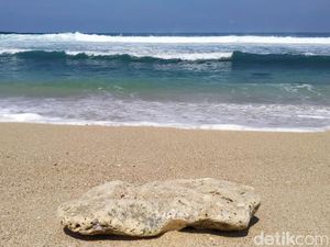 Foto: 5 Pantai Blitar yang Cocok buat Anak Senja