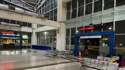 Tak Biasa! Terminal Bus Terbesar di Indonesia Sepi Banget