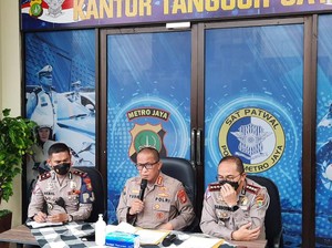 Aksinya Viral, dari Mana Bocah 12 Tahun Belajar Sopiri Truk?