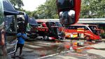 Duh Kasihan Potret Lesu Sopir Bus yang Terdampak Larangan Mudik