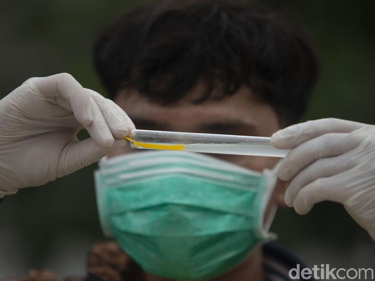Puskesmas Gambir Uji Takjil di Harmoni