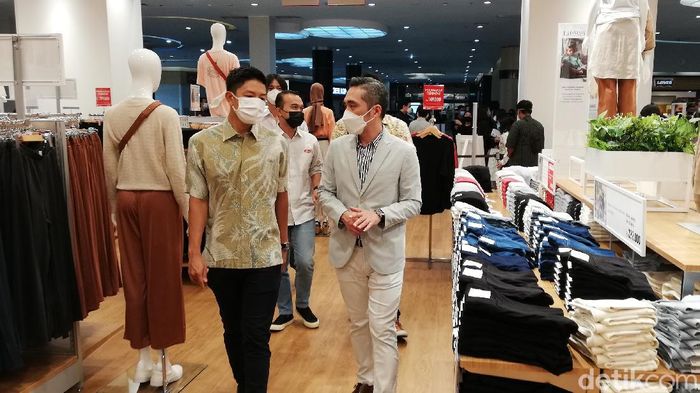 Rio Haryanto Rio Haryanto fokus ke bisnis saat vakum membalap.