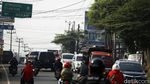 Suasana Jalur Tikus di Cibarusah Jelang Larangan Mudik