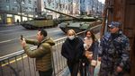 Tank Rusia Turun ke Jalan Jelang Parade Militer