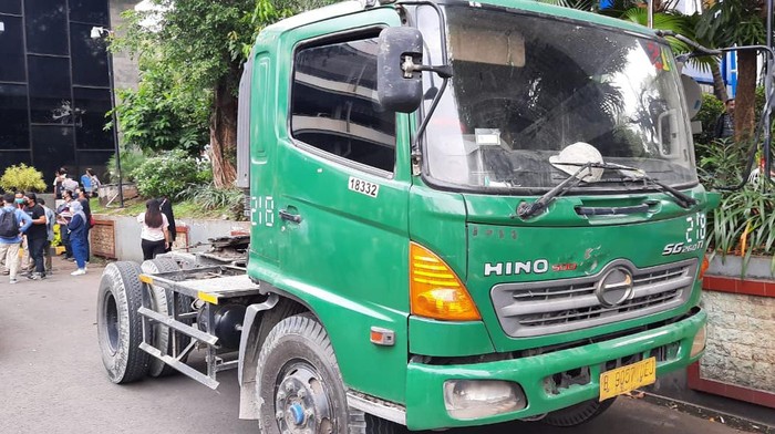 Truk trailer yang dikemudikan bocah 12 tahun diamankan di Polda Metro Jaya