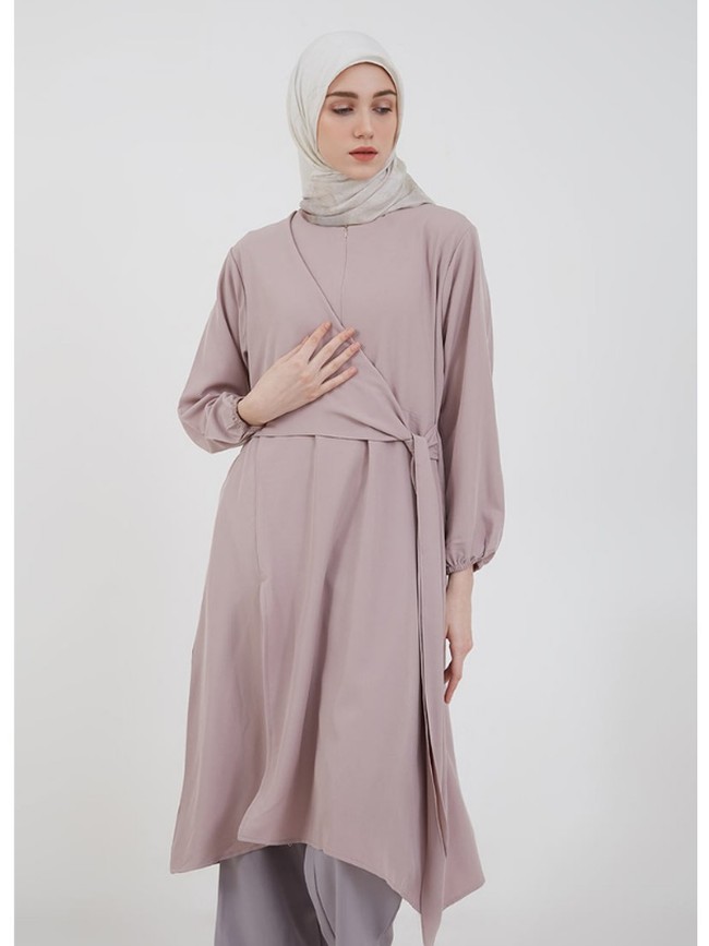 Tren Baju Lebaran 2021: Rekomendasi 10 Tunik Terbaru di Bawah Rp 200 Ribu