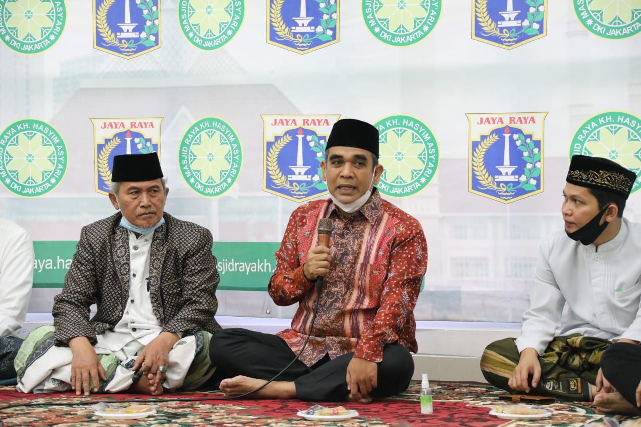 Wakil Ketua MPR Ahmad Muzani menemui ulama dan habaib se-Jakarta di Masjid Raya Hasyim Asy'ari, Cengkareng, Jakarta Barat.