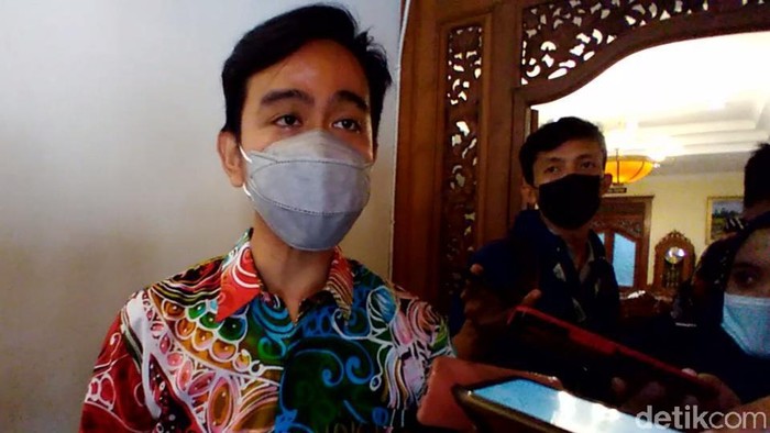 Wali Kota Solo Gibran Rakabuming Raka. Foto diambil Jumat (30/4/2021).