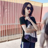 Akibat skandal tersebut, Zheng Shuang terpaksa kehilangan beberapa pekerjaan setelah sejumlah brand memutuskan kontrak. Bahkan, Prada langsung membatalkan kerja samanya dengan Zheng hanya seminggu setelah teken kontrak. (Foto: Instagram/@zhengshuang.official)