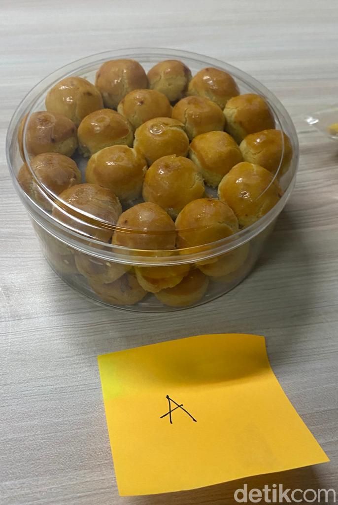 Adu Rasa 3 Kue Nastar Curah di Pasar Mayestik, Mana yang Enak?