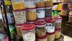 Belanja Kue Kering dan Snack Murah untuk Lebaran di Pasar Mayestik