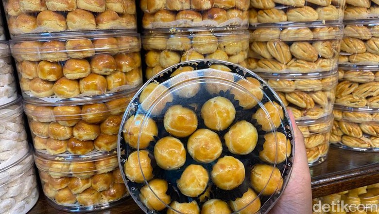 Adu Rasa 3 Kue Nastar Curah di Pasar Mayestik, Mana yang Enak? Adu Rasa 3 Kue Nastar Curah di Pasar Mayestik, Mana yang Enak?