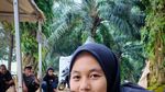 Potret Icha dan King Cobra Rambo Sepanjang 4 Meter yang Viral