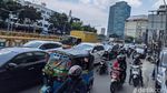 Ramainya Pasar Tanah Abang Jelang Lebaran