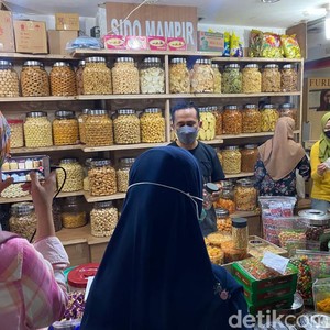 Murah dan Lengkap! 5 Toko Kue Kering di Pasar Jakarta Buat Stok Lebaran