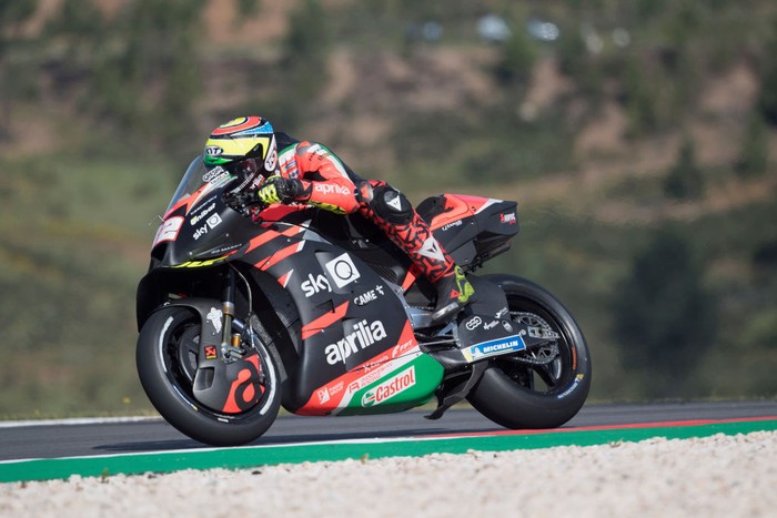 PORTIMAO, PORTUGAL - APRIL 16:  Lorenzo Salvadori of Italy and Aprilia Racing Team Gresini  heads down a straight during the MotoGP of Portugal - Free Practice at Autodromo Internacional Do Algarve on April 16, 2021 in Portimao, Portugal. (Photo by Mirco Lazzari gp/Getty Images)