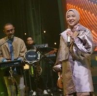 Nissa Sabyan bersama Sabyan Gambus menyanyikan sejumlah lagu populer seperti Ya Jamalu, Ahmad Ya Habibi hingga Tabassam. Foto: Dok. InsertLive