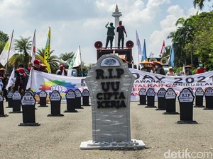 Buruh Ngotot UU Cipta Kerja Dibatalkan, Ini Alasannya