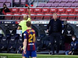De Jong Berharap Koeman Bertahan di Barcelona