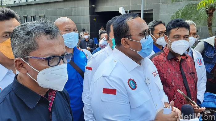 Serikat buruh meminta hakim MK bersikap adil dalam gugatan soal UU Cipta Kerja. (Yogi Ernes/detikcom)