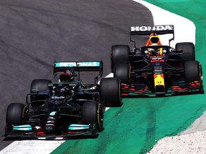 F1 GP Portugal: Hamilton Juara Kalahkan Verstappen