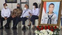 Elmamber beserta seluruh jajaran Bank Mantap juga mengucapkan turut berduka cita atas gugurnya 53 personel on board KRI Nanggala 402.