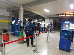 4 Hari Jelang Mudik Dilarang, Pelabuhan Merak Lengang Malam Ini