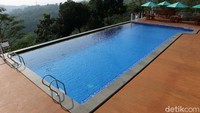 Hanya untuk restoran dan villa, tetap buka seperti biasa. Jika ingin berbuka puasa, restoran pun hadir dari pagi pukul 09.00 hingga sekitar pukul 22.00 WIB.