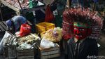 Dilarang di DKI, Ondel-ondel Melipir ke Perbatasan