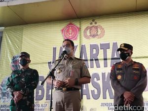 Tumpah Ruah Warga di Pasar Tanah Abang Buat Pemprov DKI Berbenah