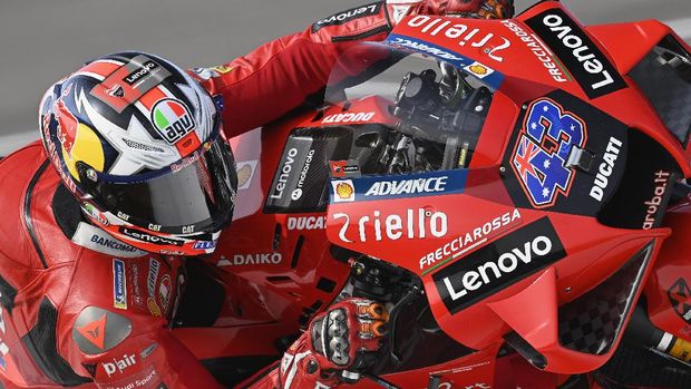 JEREZ DE LA FRONTERA, SPAIN - APRIL 30: Jack Miller of Australia and Ducati Lenovo Team rounds the bend during the MotoGP of Spain - Free Practice at Circuito de Jerez on April 30, 2021 in Jerez de la Frontera, Spain. (Photo by Mirco Lazzari gp/Getty Images)