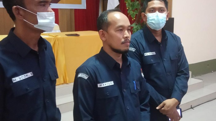 Ketua KPU Labuhanbatu, Wahyudi