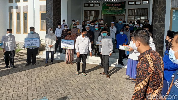 Kunjungan Menteri Kelautan dan Perikanan (KKP) Sakti Wahyu Trenggono ke Probolinggo