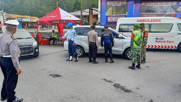 Plat AD dan AE Masih Mendominasi Perbatasan Jatim-Jateng Cemoro Sewu