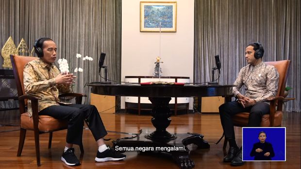 Podcast Hardiknas 2021 Presiden Jokowi dan Mas Menteri Nadiem Makarim, 2 Mei 2021. (Tangkapan Layar Youtube Sekretariat Presiden RI)